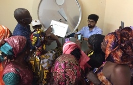 Sesión de formación en centro de recogida solar de leche - Senegal